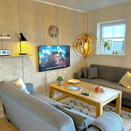 Ferielejligheden / *