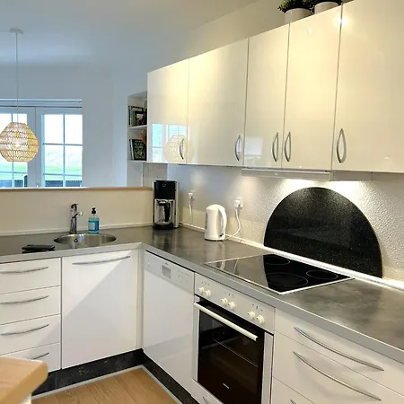 Ferielejligheden / *