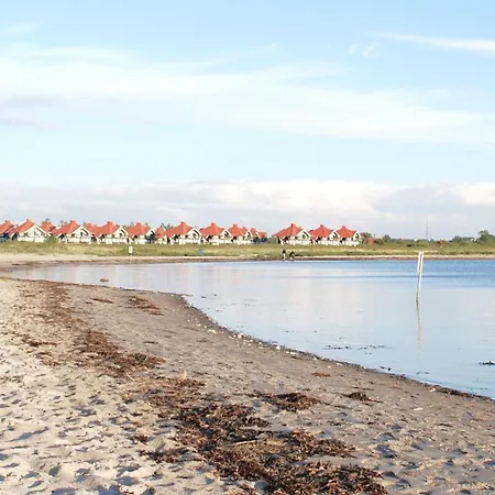Lägenhet Ferielejligheden / *